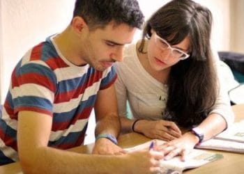 Học từ vựng tiếng Anh bằng thẻ flashcard hiệu quả và nhớ lâu