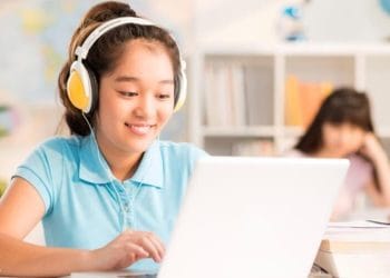 Học tiếng Anh qua bài hát: Phương pháp học hiệu quả