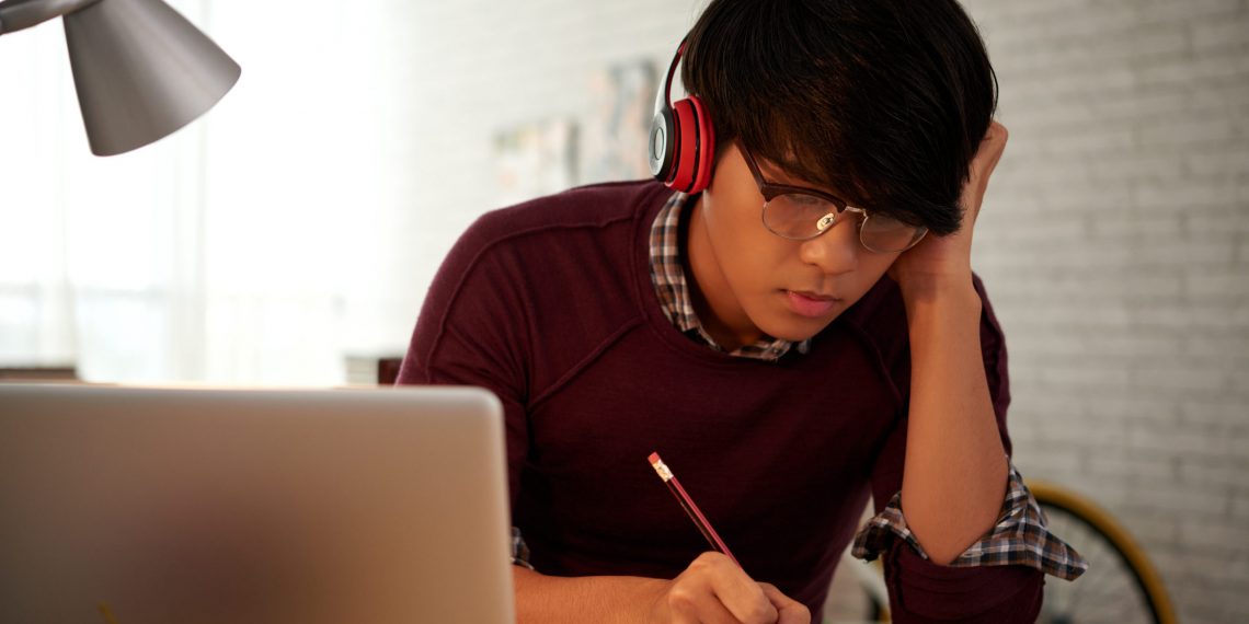 Học bổng Trường