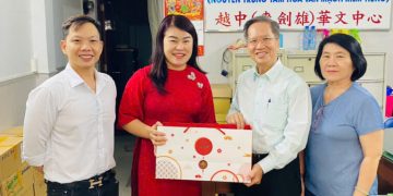 HỘI BẢO TRỢ CHÚC TẾT CÁC TRƯỜNG VÀ TRUNG TÂM HOA VĂN