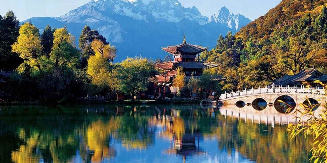 Thưởng ngoạn cảnh sắc Côn Minh ngày hè