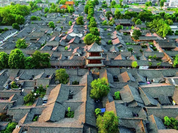 Lang Trung cổ trấn