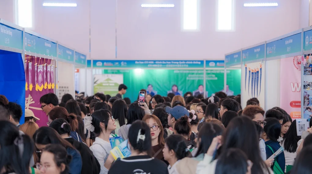 Hội thảo về hợp tác giáo dục giữa Việt Nam và Trung Quốc thu hút đông đảo người tham dự, cho thấy sự quan tâm lớn của người Việt với ngôn ngữ Trung (Ảnh: CTI).